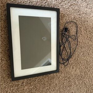 Skylight Digital Photo Frame